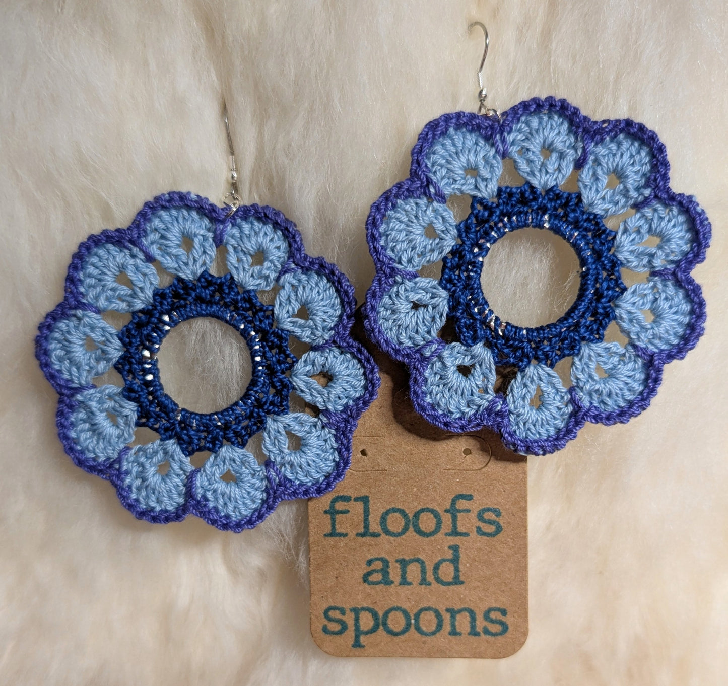 Dark blue, light blue, purple hoop violets (XL)