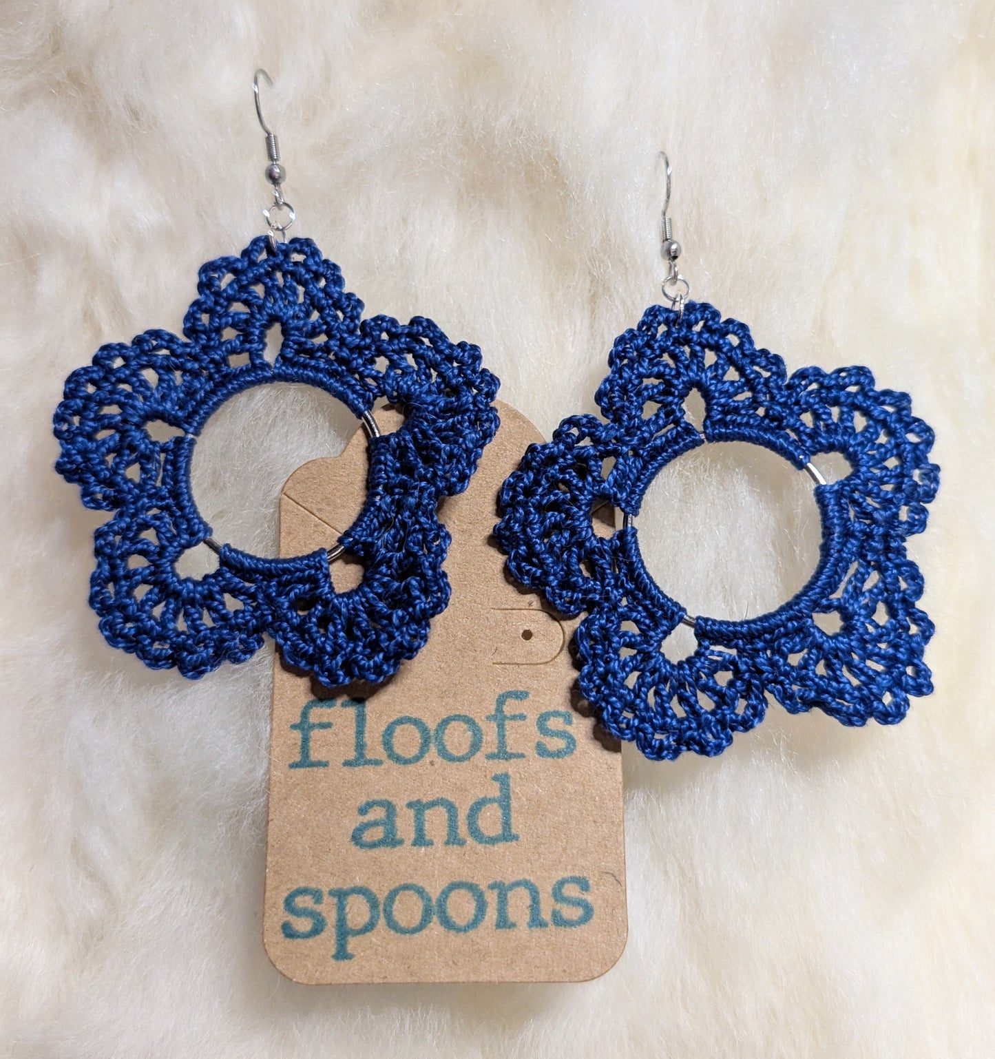 Navy blue lacy flowers (XL)