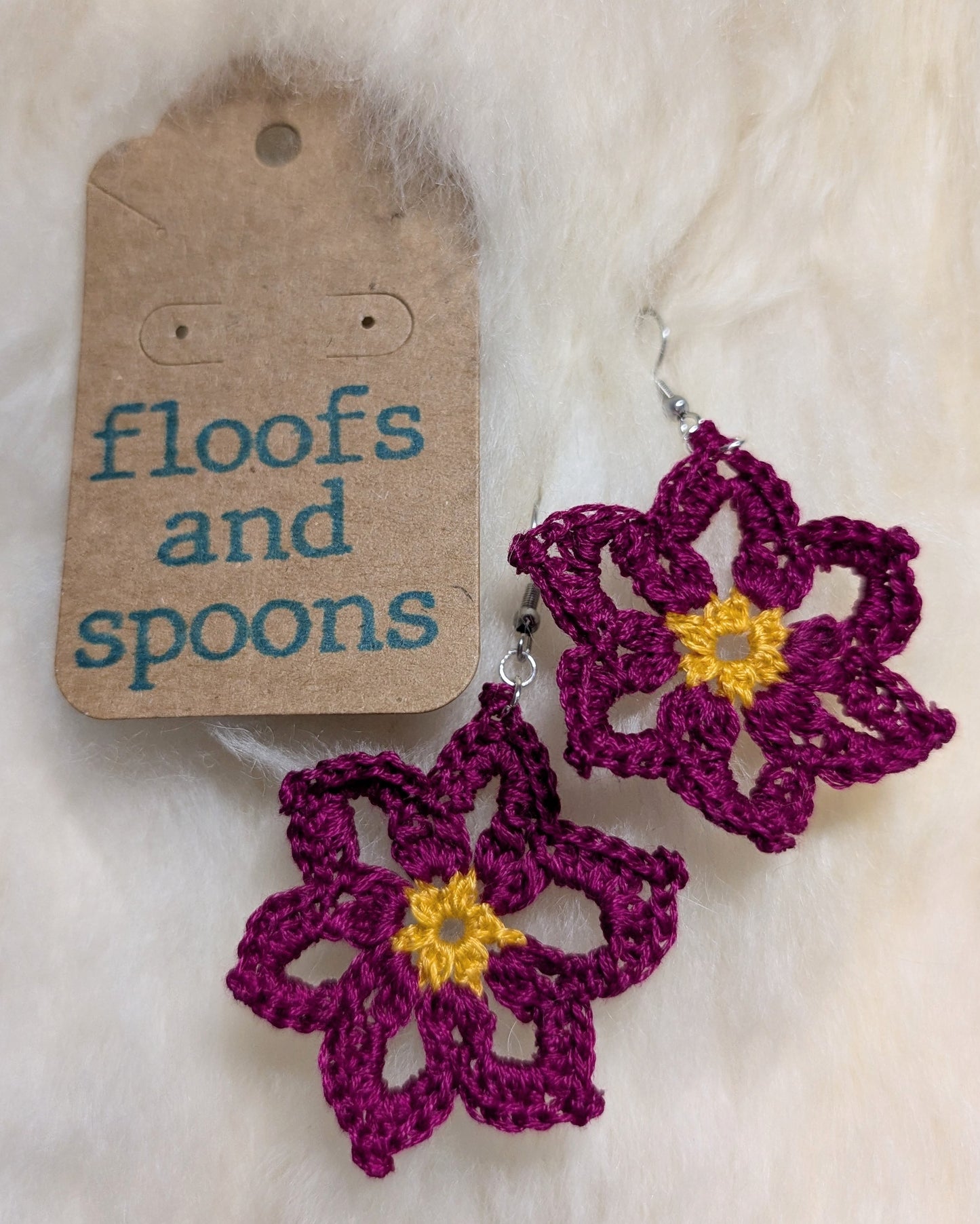 Gold and magenta flowers (L)