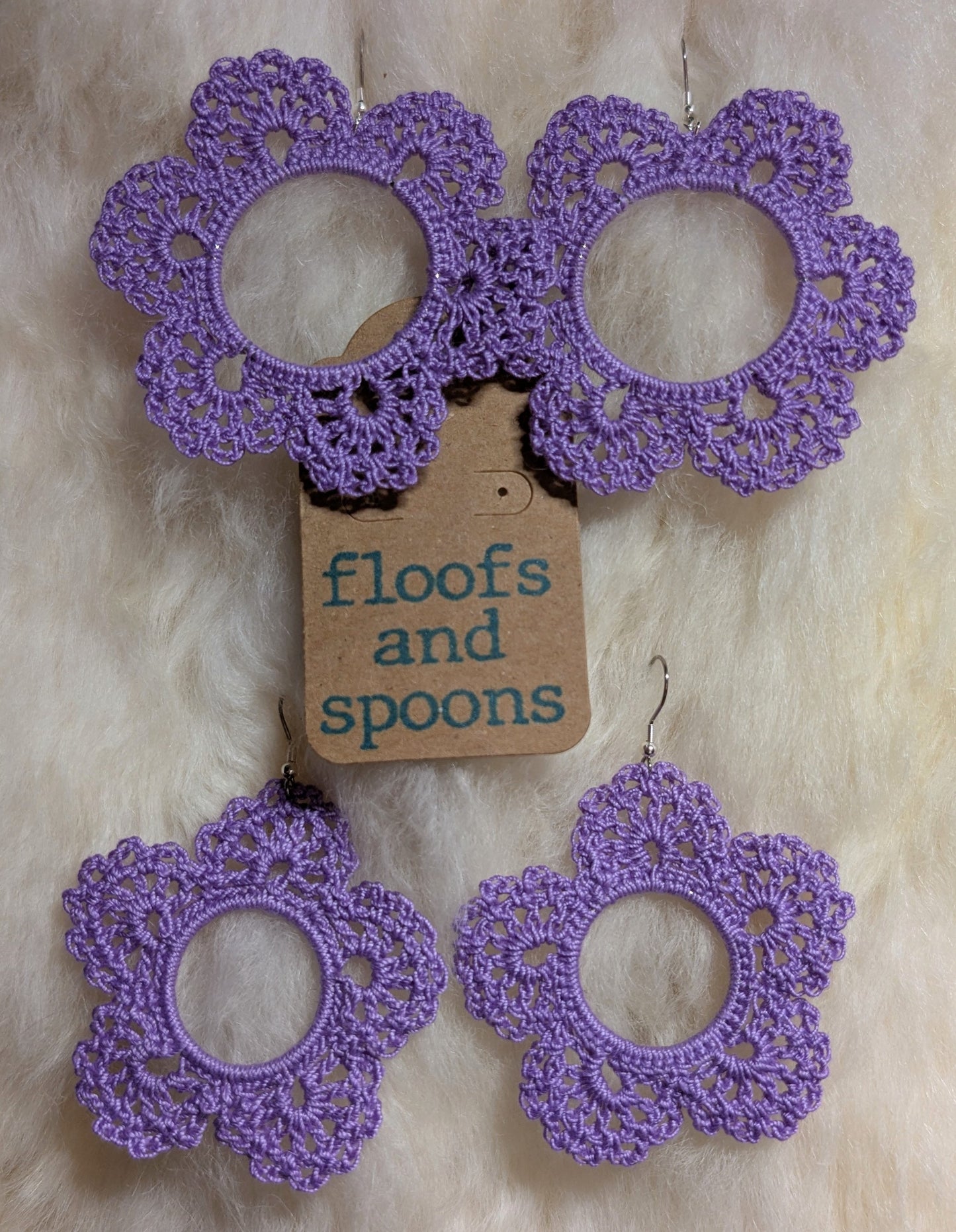 Light purple lacy flowers (XL - bottom)