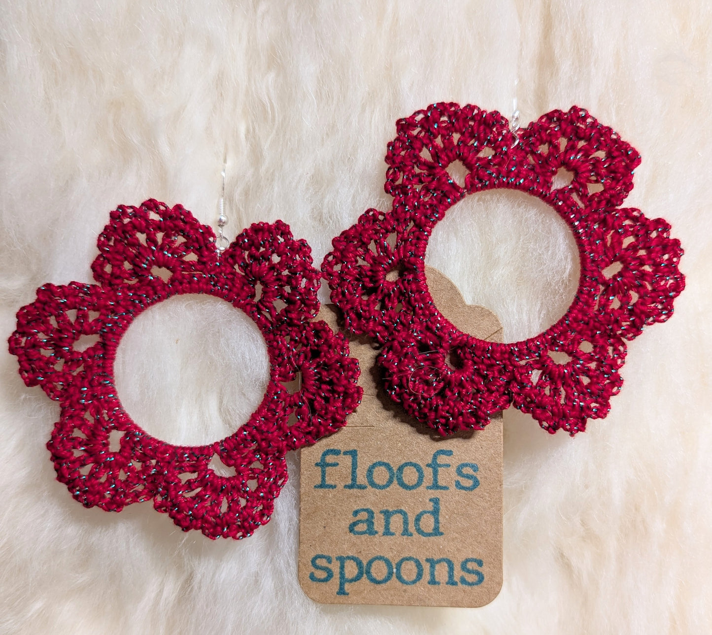 Red with green sparkle lacy flowers (XXL)