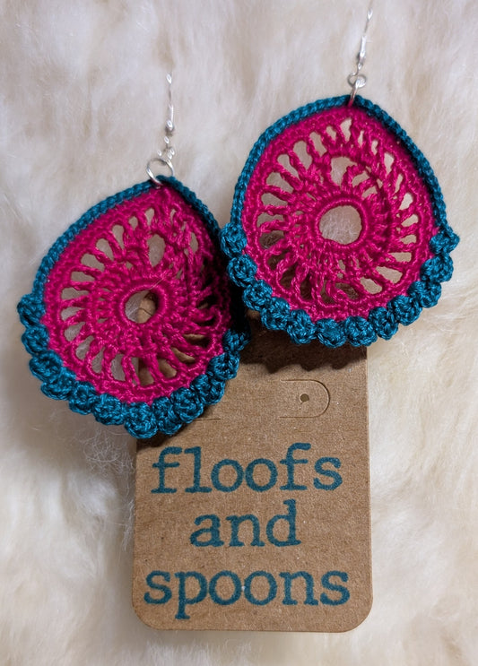 Magenta and teal teardrops (L)