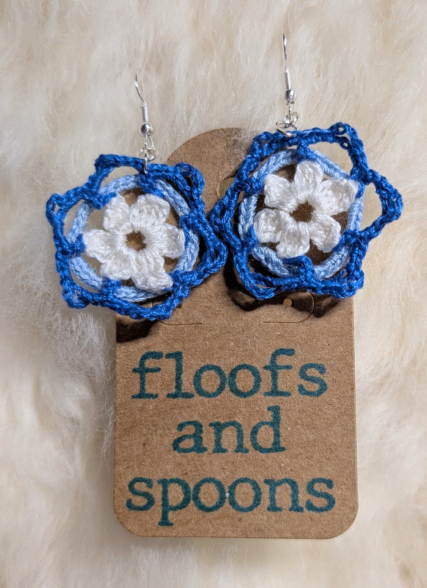 White, light blue, medium blue (s)