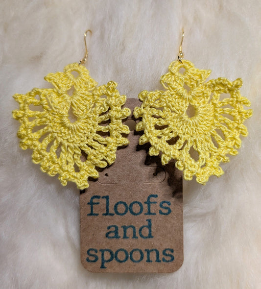 Light yellow drops (L)